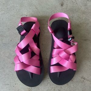 Suicoke Sama Pink Ribbon Webbing Sandals Size 36.5 Never Worn Foam Footbed